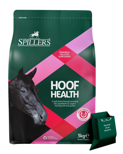Hoof health bag scoop
