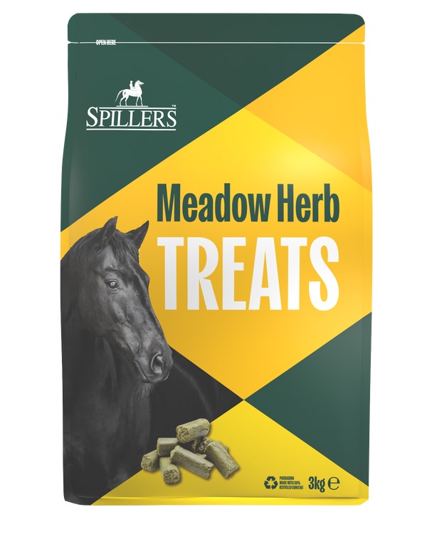 SPILLERS Meadow Herb Treats, 3kg.